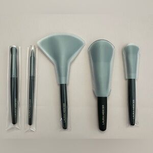 laura mercier travel brush set
